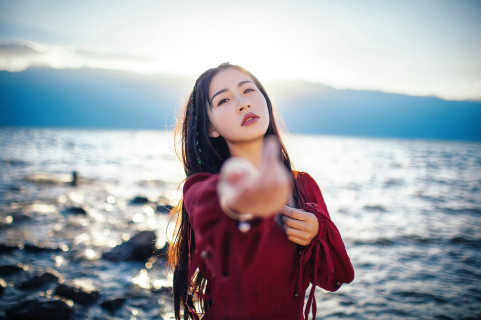 甜美圣诞女孩粉嫩性感娇俏可人