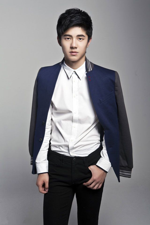 刘昊然个人杂志写真