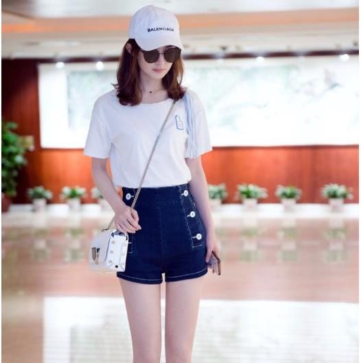 女神赵丽颖短发照片