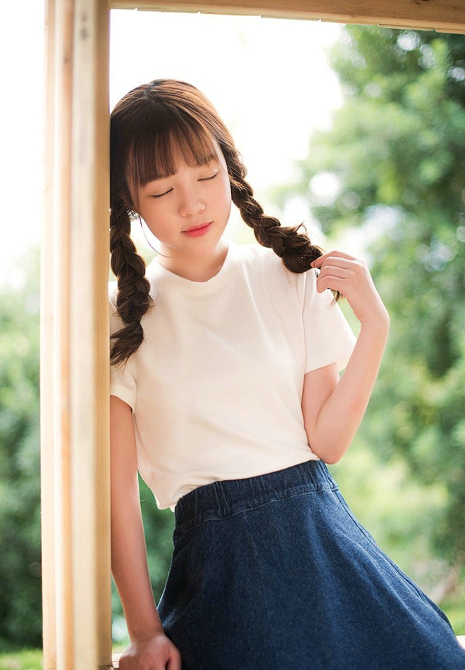 可爱小妹圆嘟嘟萝莉写真私房照