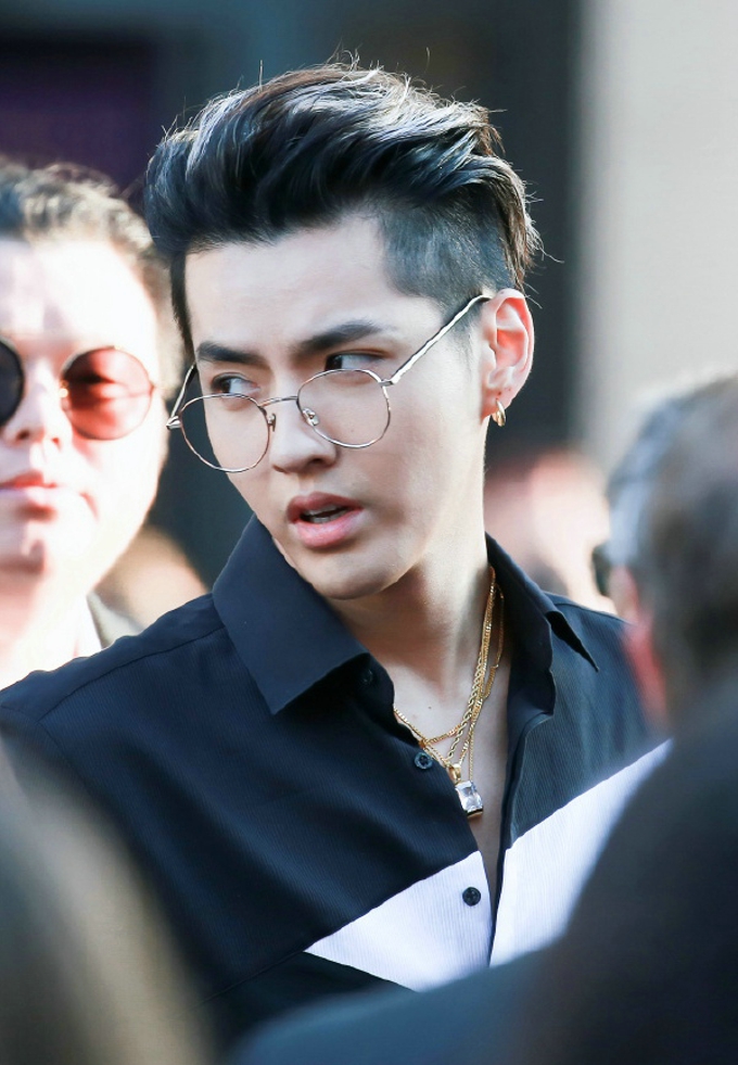 吴亦凡的凝视电眼十足美图写真