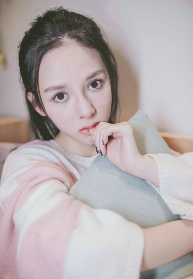 清纯领家妹妹户外清新粉嫩唯美写真