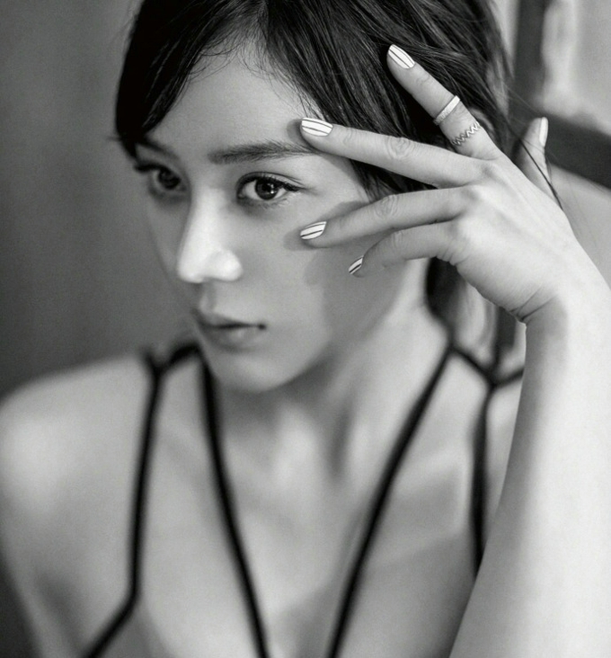 袁姗姗个人帅气图片欣赏