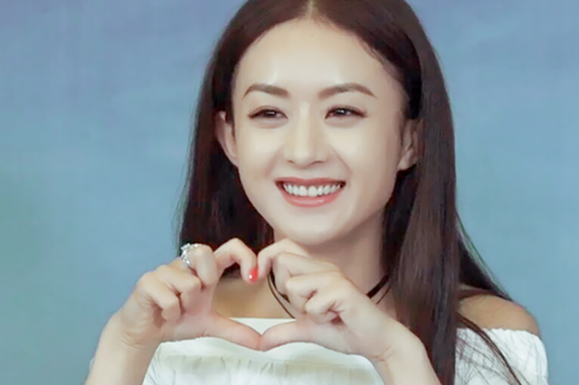 赵丽颖可爱呆萌照片高清壁纸