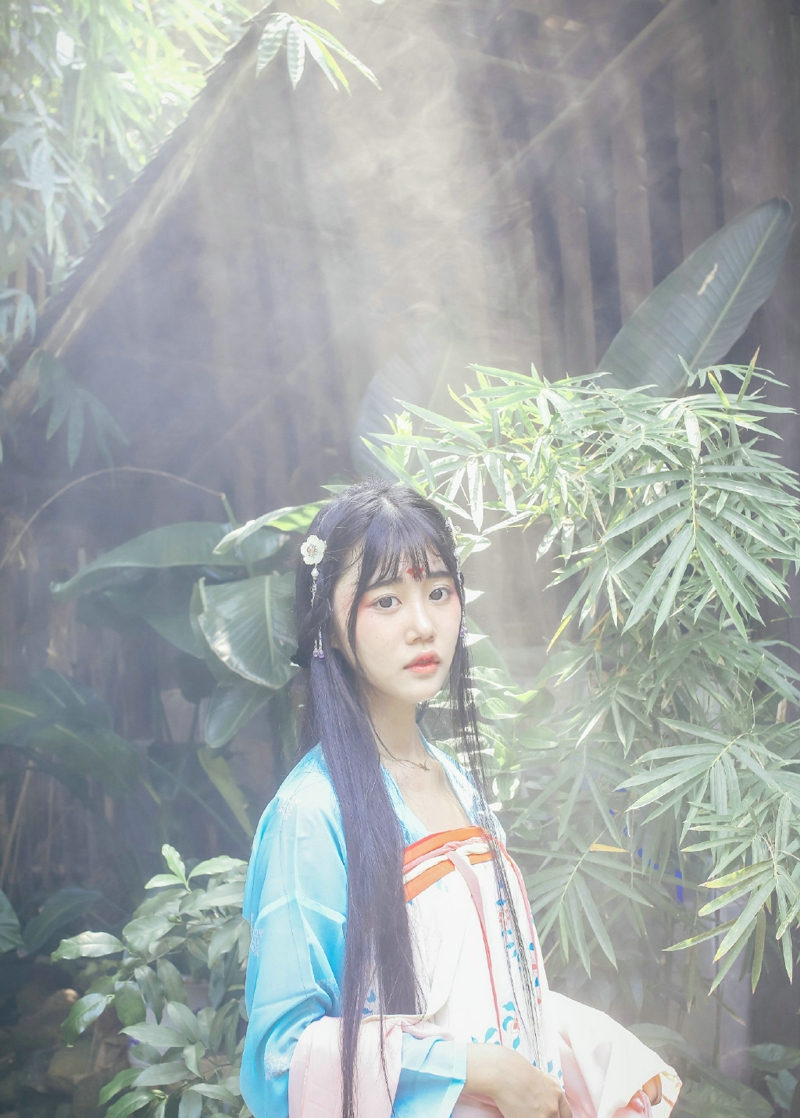 古装汉服美女文艺清新范儿写真