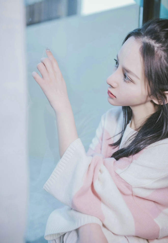 清纯领家妹妹户外清新粉嫩唯美写真