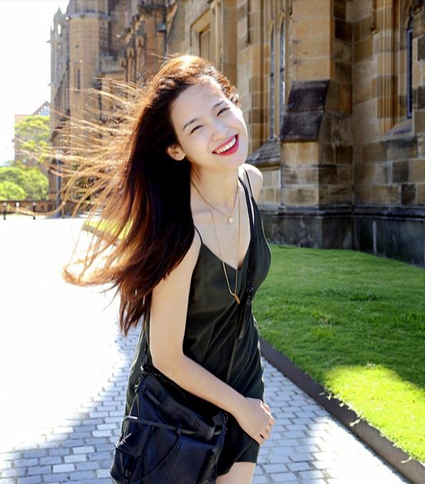 优雅气质美女 新春时尚写真