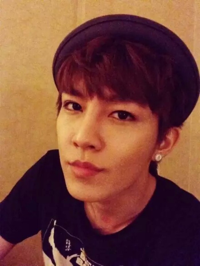 炎亚纶迷幻个人写真