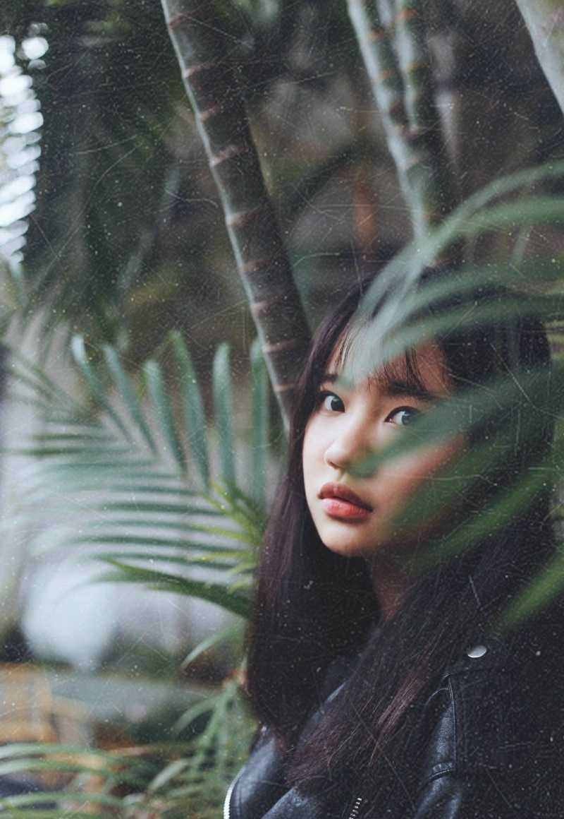 帅气皮衣美女率性随性养眼写真