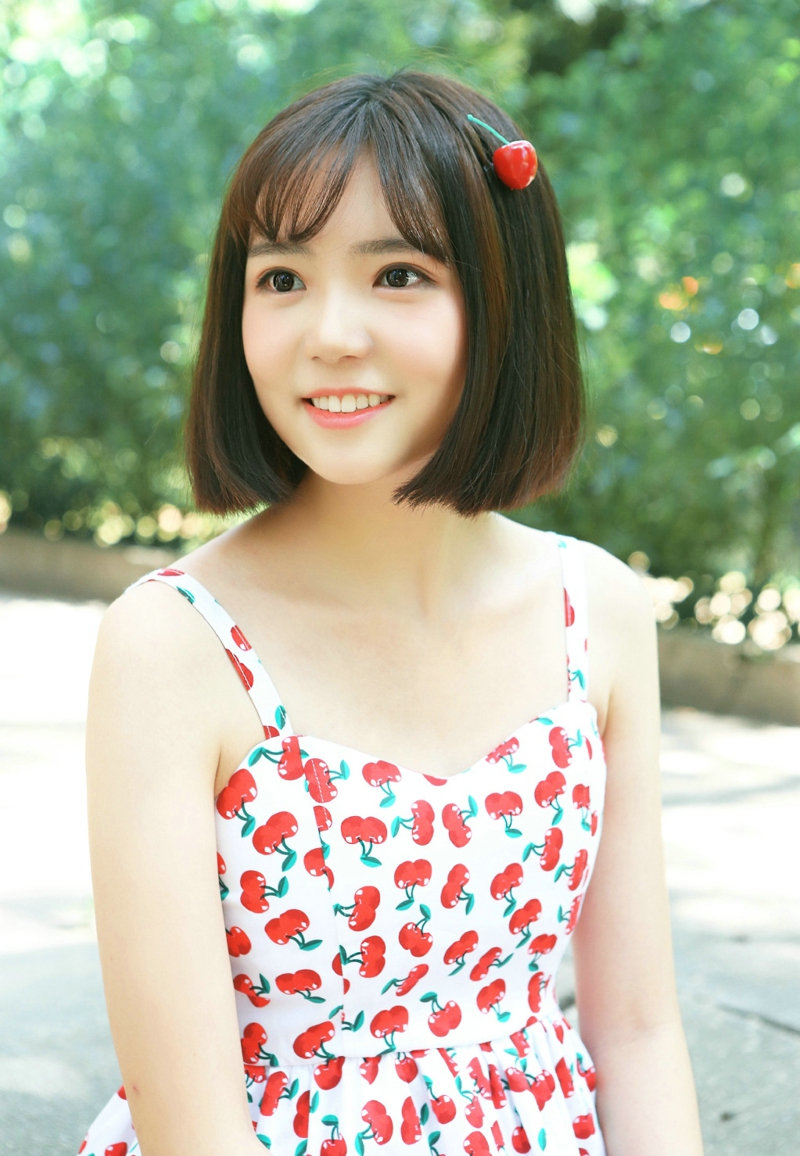 夏日清凉樱桃少女可爱卖萌写真