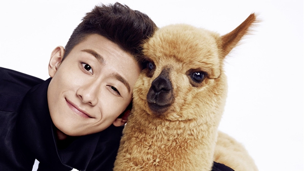 痞帅张一山图片桌面壁纸