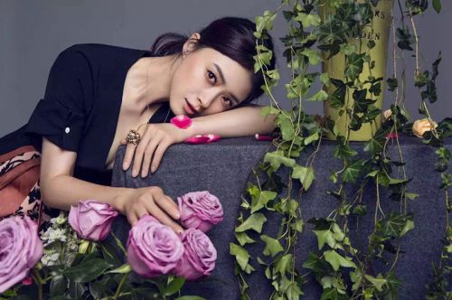 华妃娘娘蒋欣漂亮壁纸图片