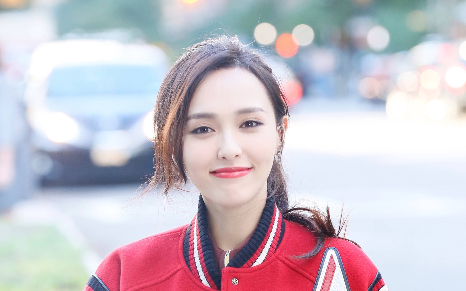 俏皮可爱人气大美女唐嫣