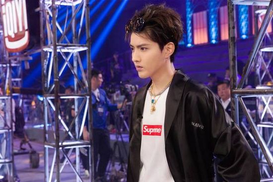 吴亦凡炫酷高清壁纸下载