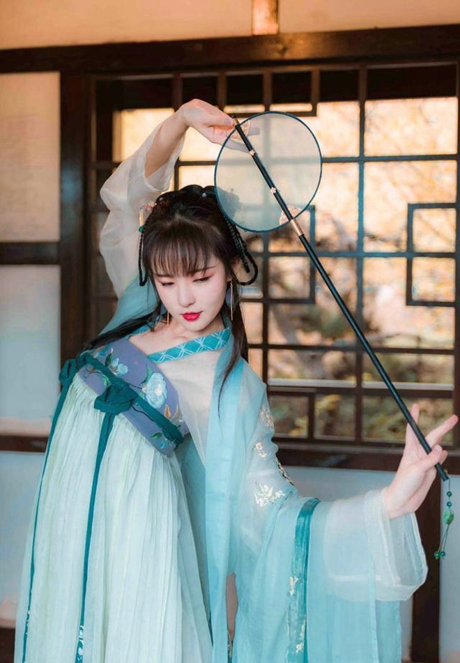 古典美女气质梦回唐朝