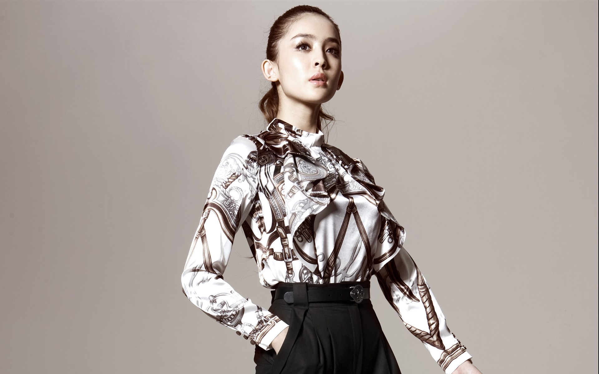 古力娜扎古装气质高清壁纸