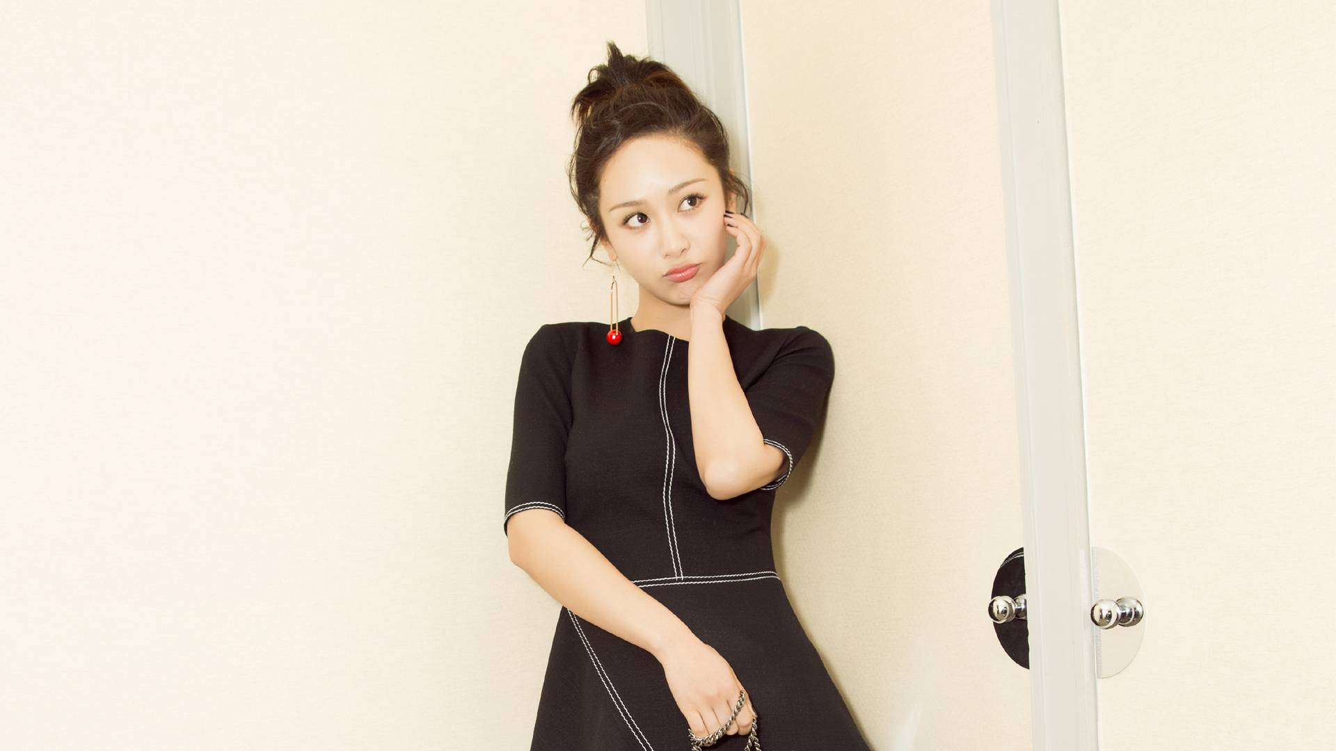 美女明星杨紫桌面壁纸