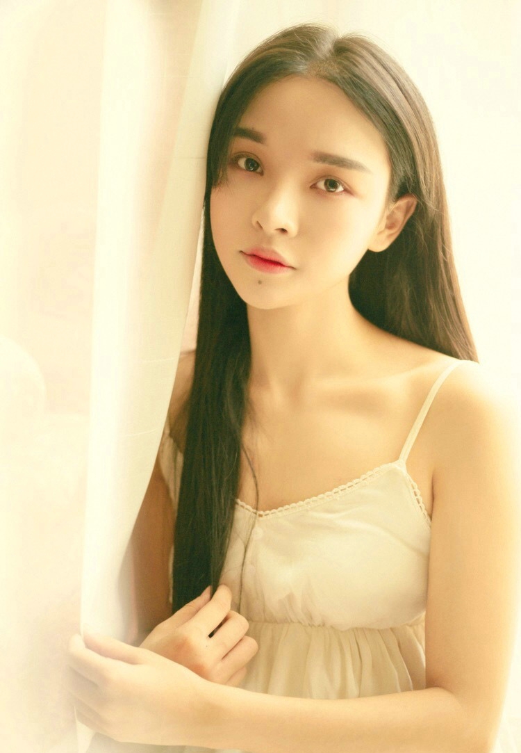 私房气质女神精致五官养眼美眸