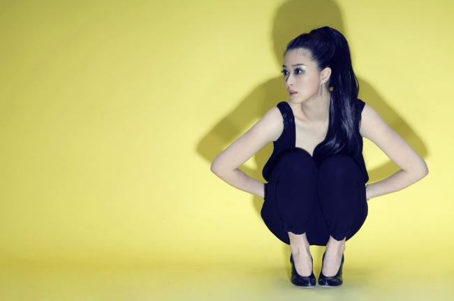 华妃娘娘蒋欣漂亮壁纸图片