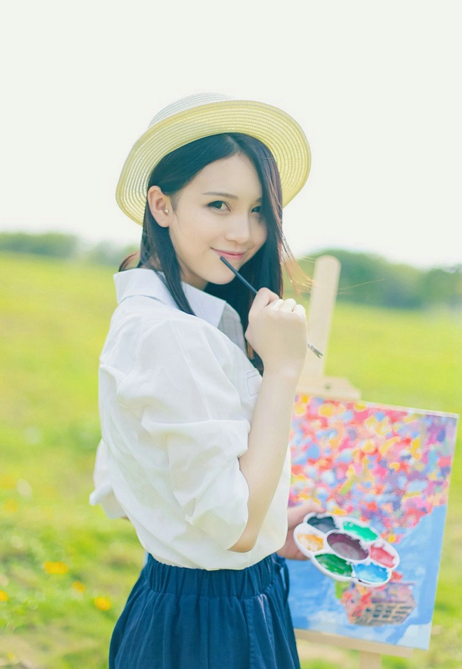 户外写生清纯美女如风如画
