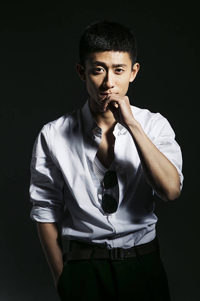 张一山近期个人杂志写真