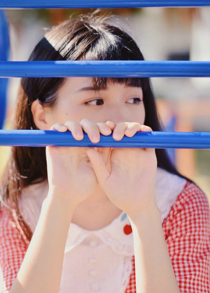 私房森系中分美女柔美温柔写真