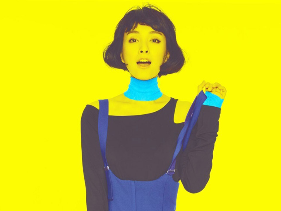 吴昕时尚桌面壁纸