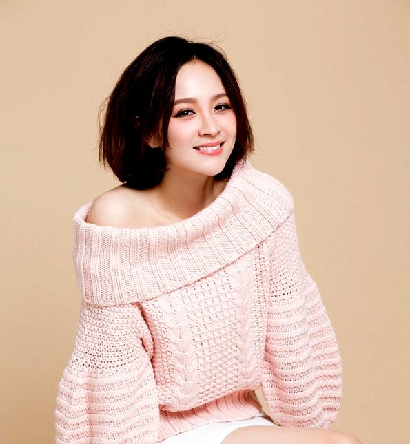 优雅气质美女 新春时尚写真