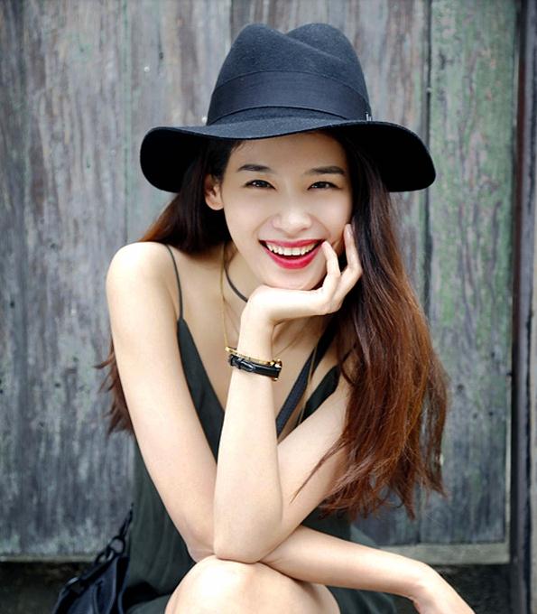 优雅气质美女 新春时尚写真