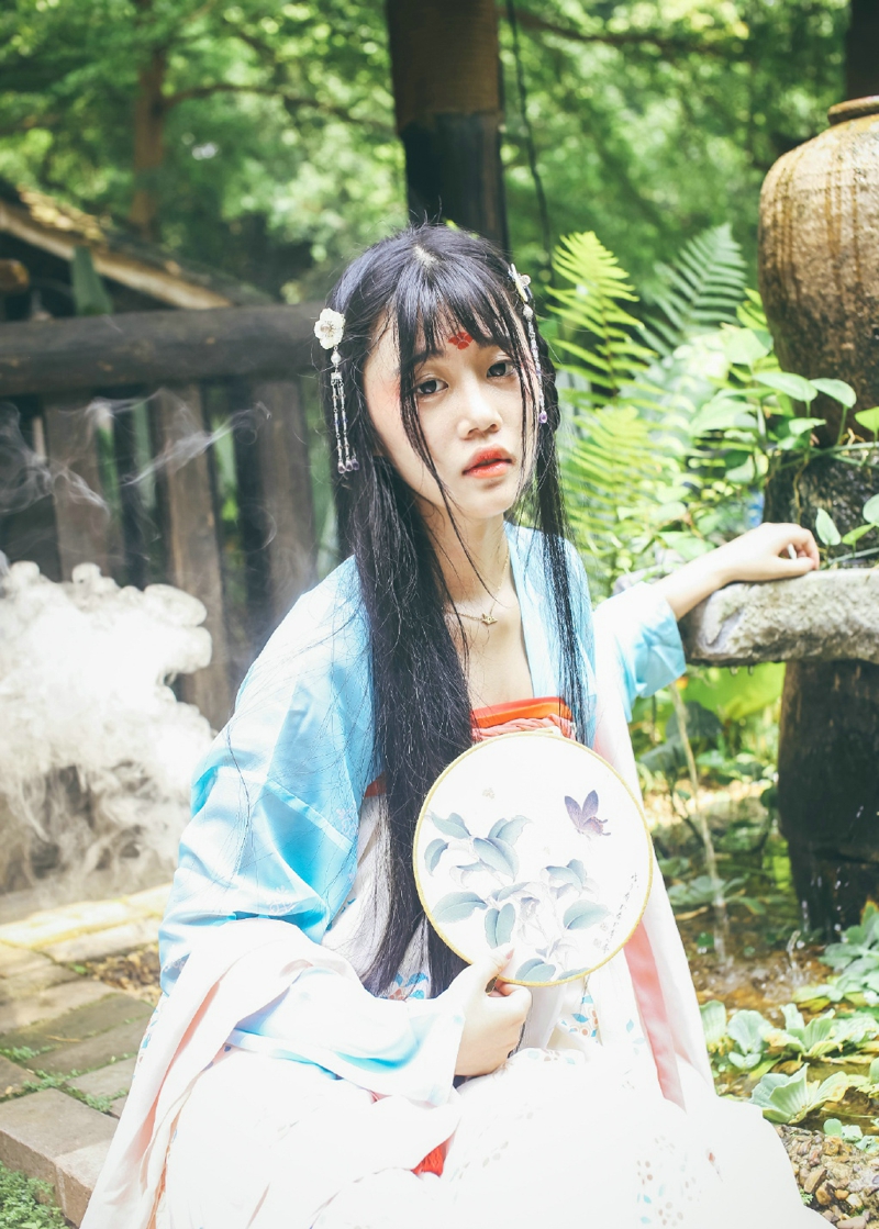 古装汉服美女文艺清新范儿写真