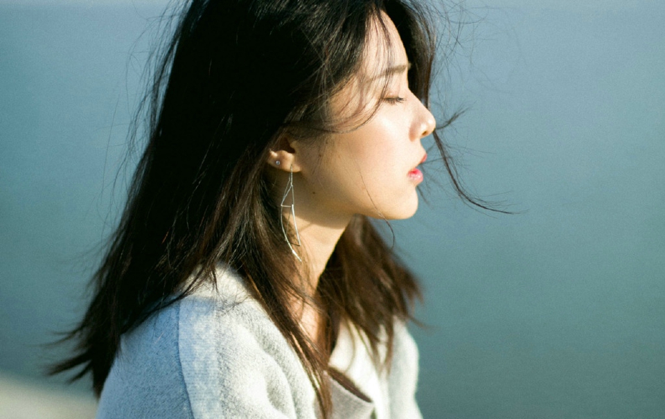 海岸边气质森系女神高颜值随性范