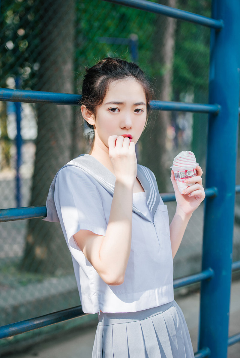日本冰淇淋美少女清凉写真