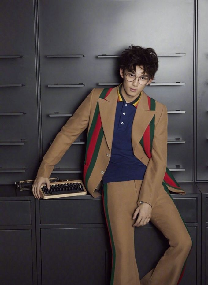 吴磊最新封面大片写真曝光