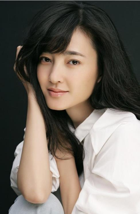 氧气美女王丽坤照片