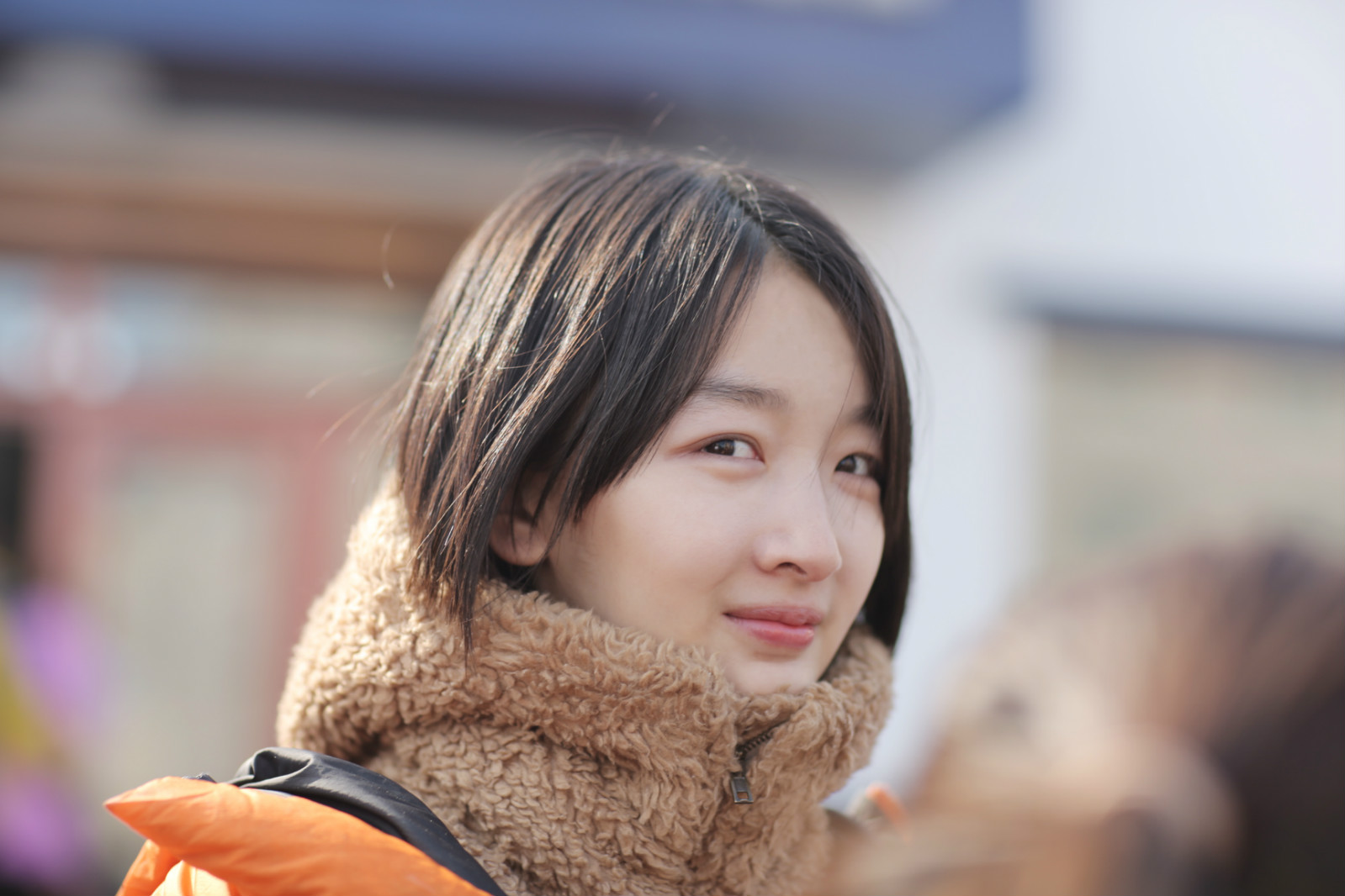 人气小花周冬雨随性图片