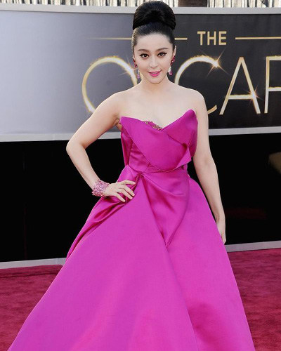 那些年范爷红毯上的惊艳造型