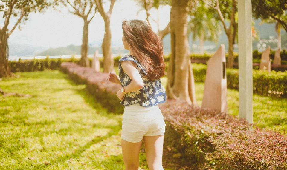 清新氧气美女日常街拍生活美照