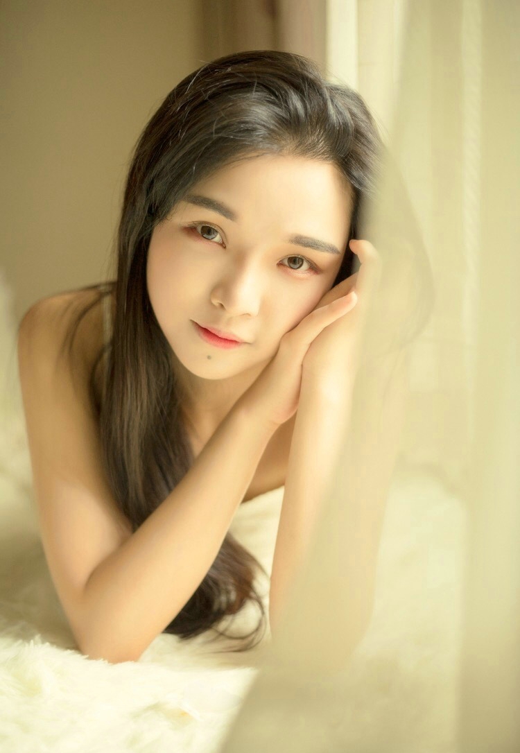 私房气质女神精致五官养眼美眸