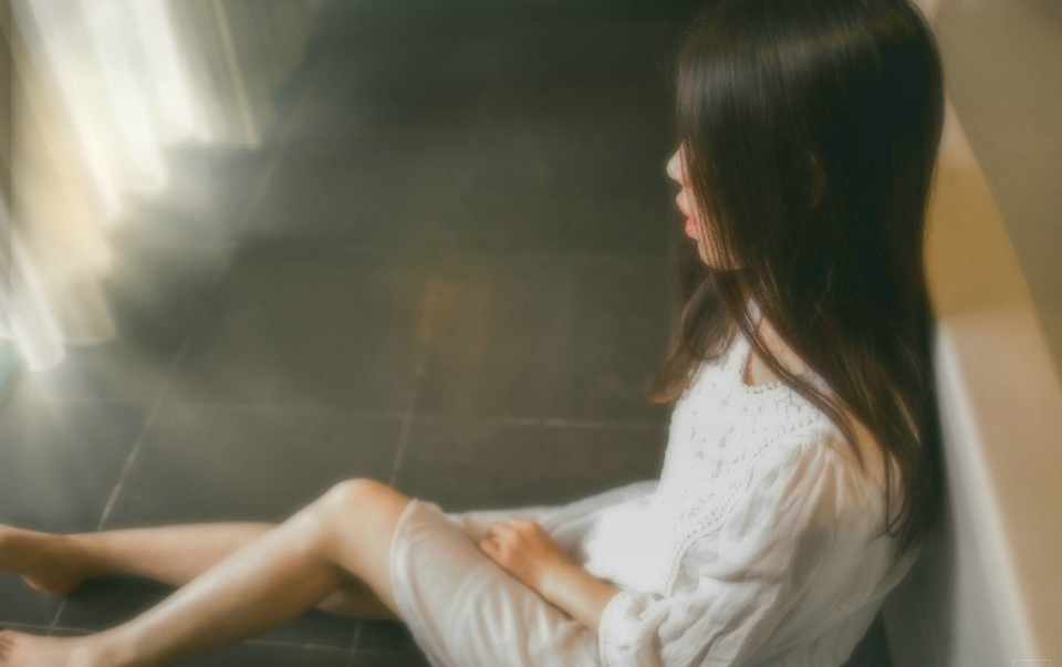 私房气质长发美女温婉柔美写真