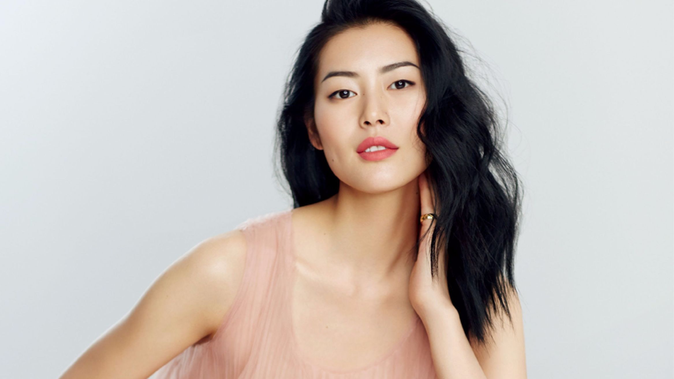 刘雯性感又帅气 气场强大写真