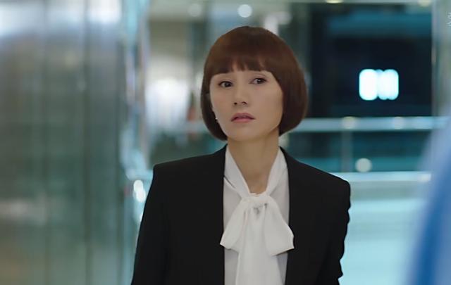 我的前半生唐晶职业装合集