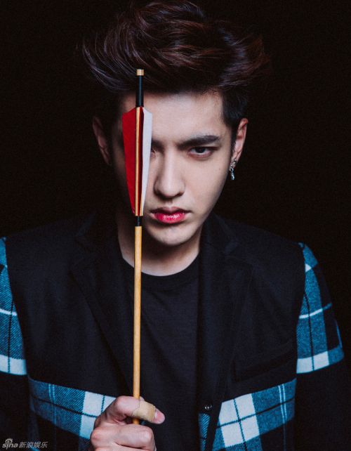 吴亦凡帅气写真