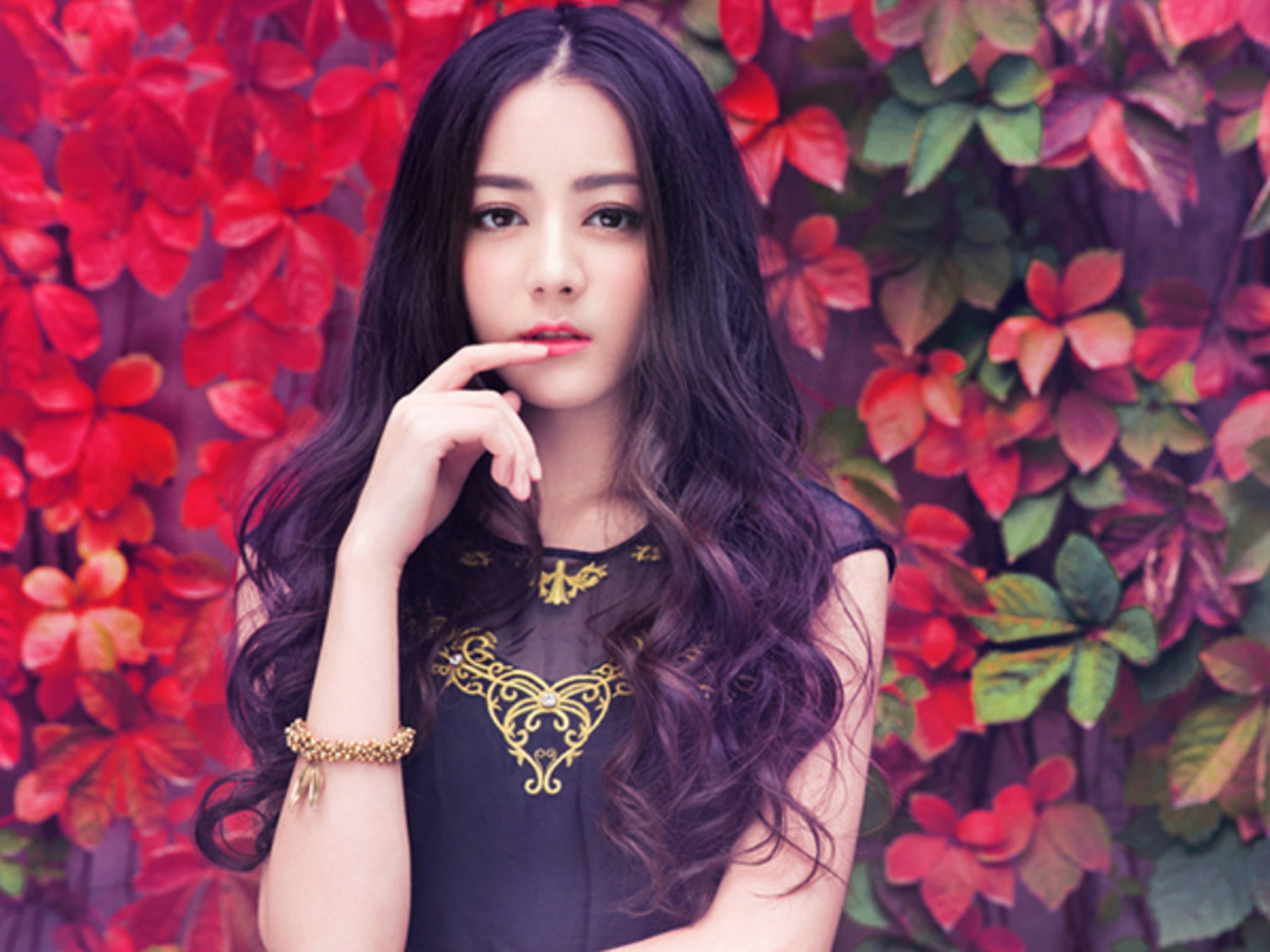 迪丽热巴气质美女私房照