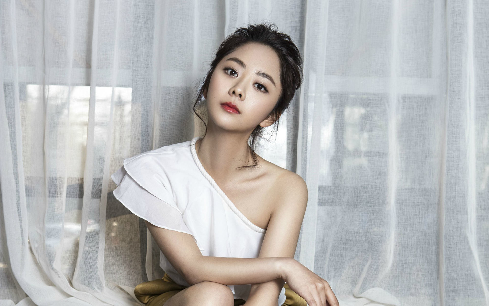 笑容甜美谭松韵高清壁纸