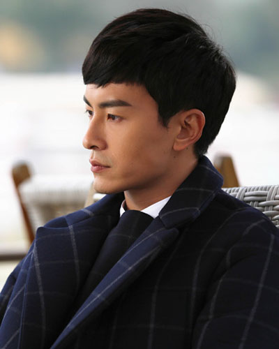 小综郑元畅个人帅气图 小综郑元畅个人写真