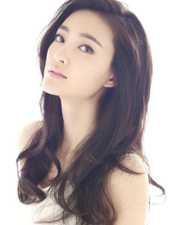 氧气美女王丽坤照片