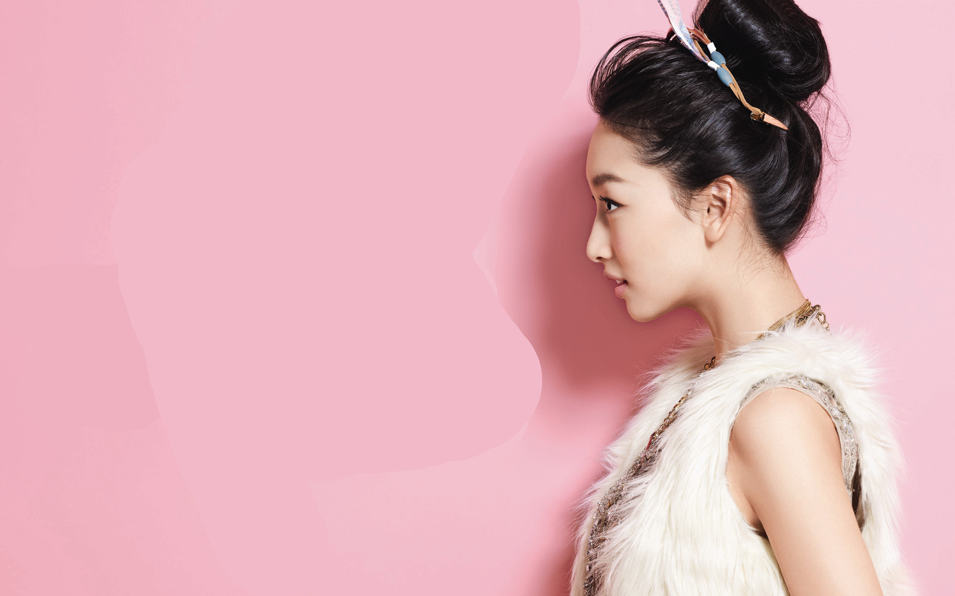 人气小花周冬雨随性图片