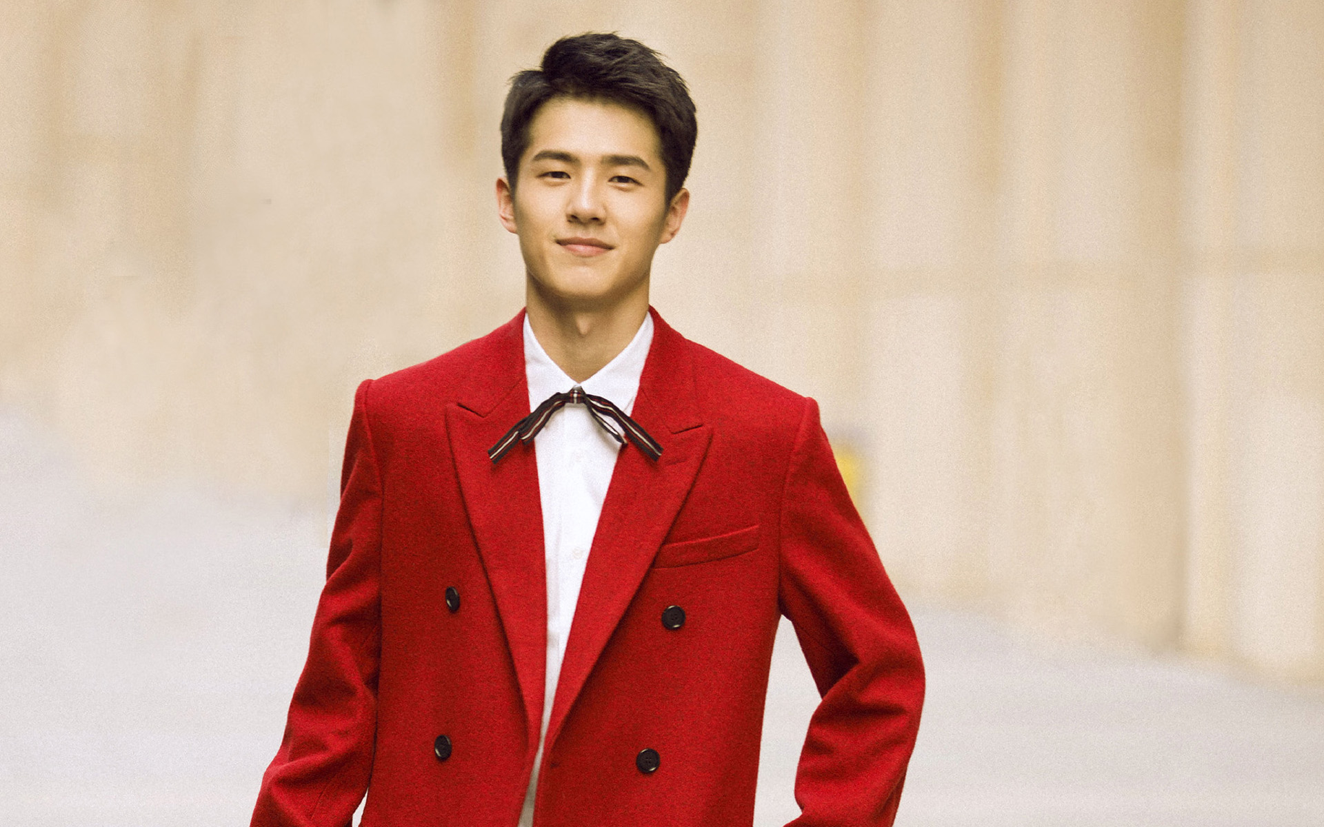 阳光男孩刘昊然壁纸