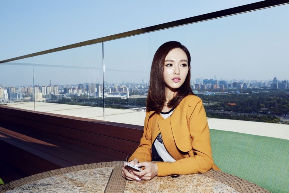 俏皮可爱人气大美女唐嫣