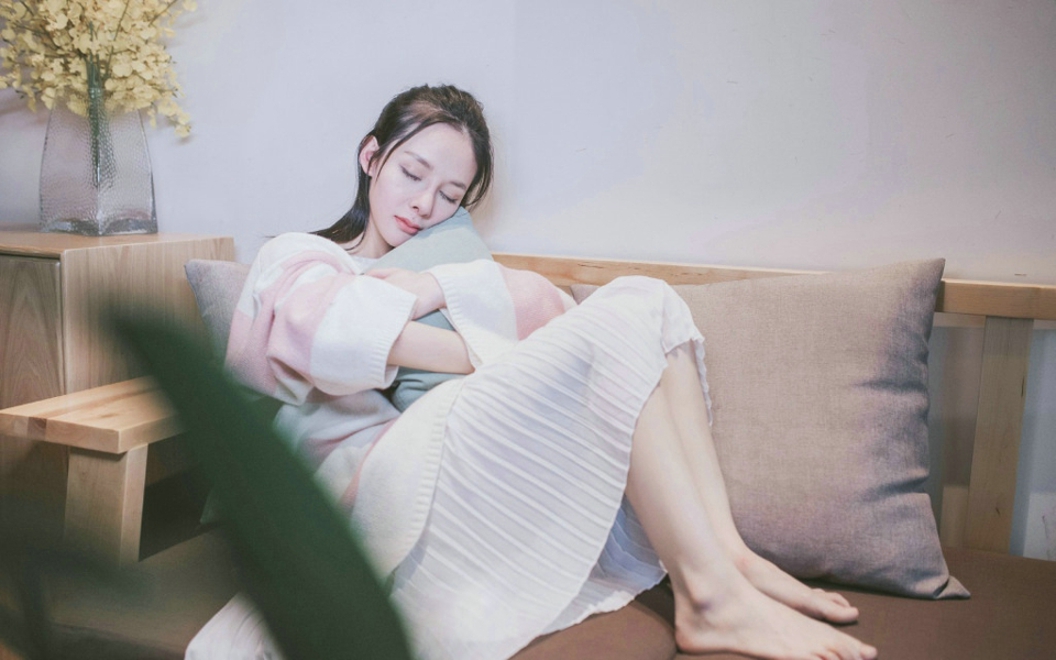 清纯领家妹妹户外清新粉嫩唯美写真